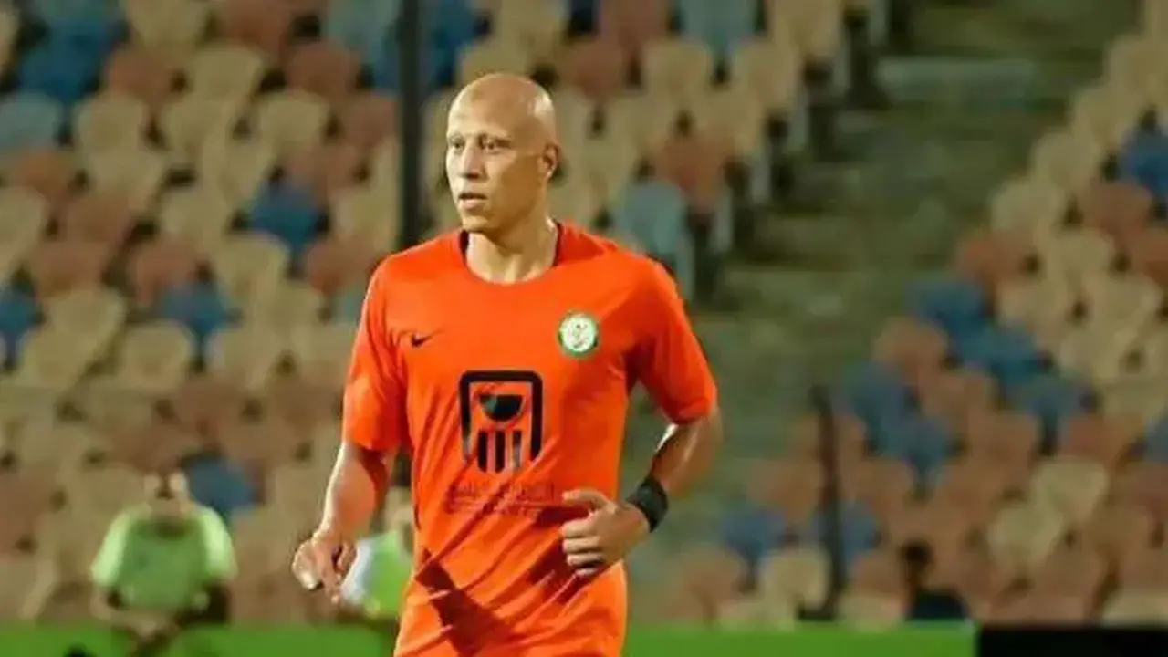 إعلان مفاجئ.. عمرو الجزار يخطر مسؤولي الأهلي بقرار الانتقال يناير 2026